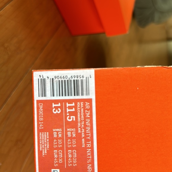 Nike Air Zoom Infinity Tour NXT% - Picture 4 of 4